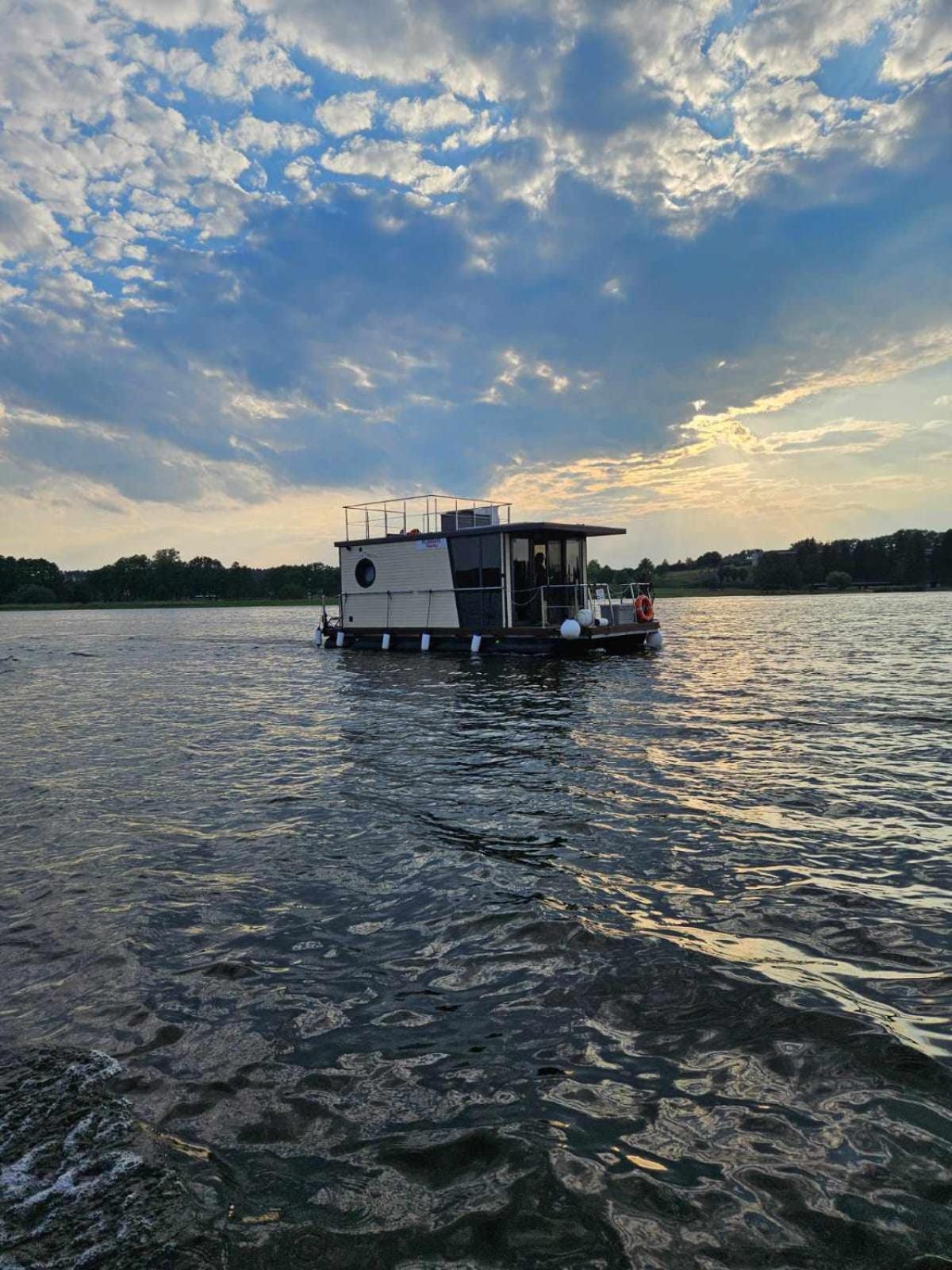 Hotel Houseboat à Gudowo Extérieur photo